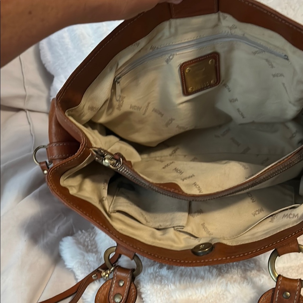 MCM Tan Leather Satchel vintage with COA - Picture 10 of 13